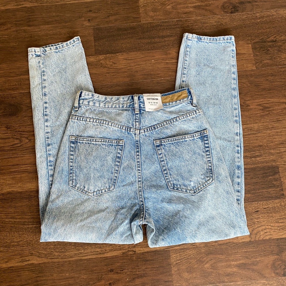 Cotton On Mom Jeans size US 6